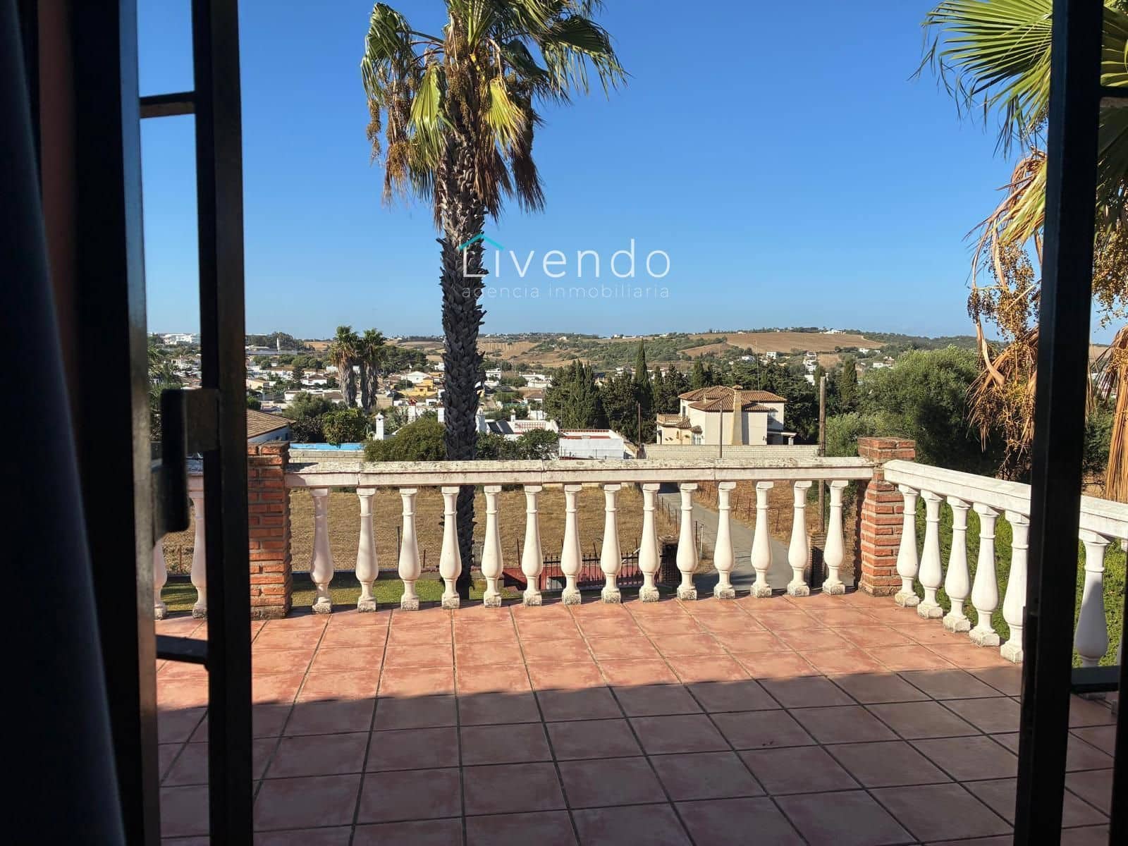 5 soveværelse Villa til salg i Conil de la Frontera - € 367.999 (Ref: 9537726)