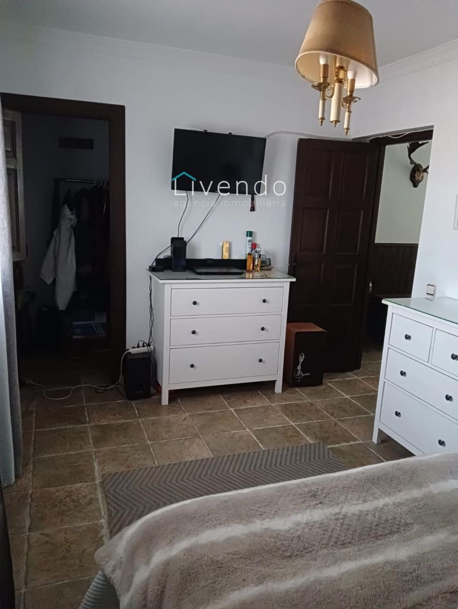 Chalet de 5 habitaciones en Barbate en venta con garaje - 509.900 € (Ref: 9537736)