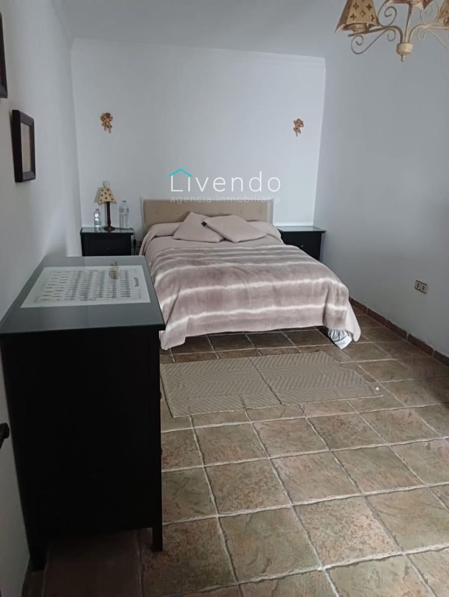 Chalet de 5 habitaciones en Barbate en venta con garaje - 509.900 € (Ref: 9537736)