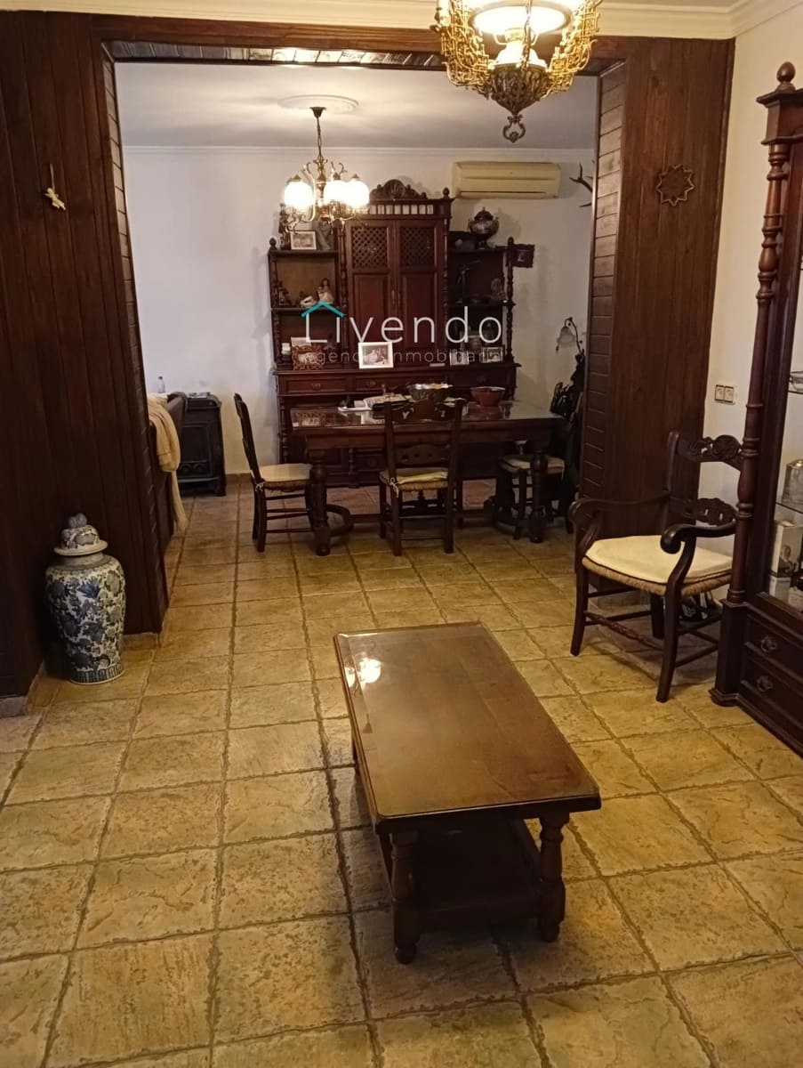 Chalet de 5 habitaciones en Barbate en venta con garaje - 509.900 € (Ref: 9537736)