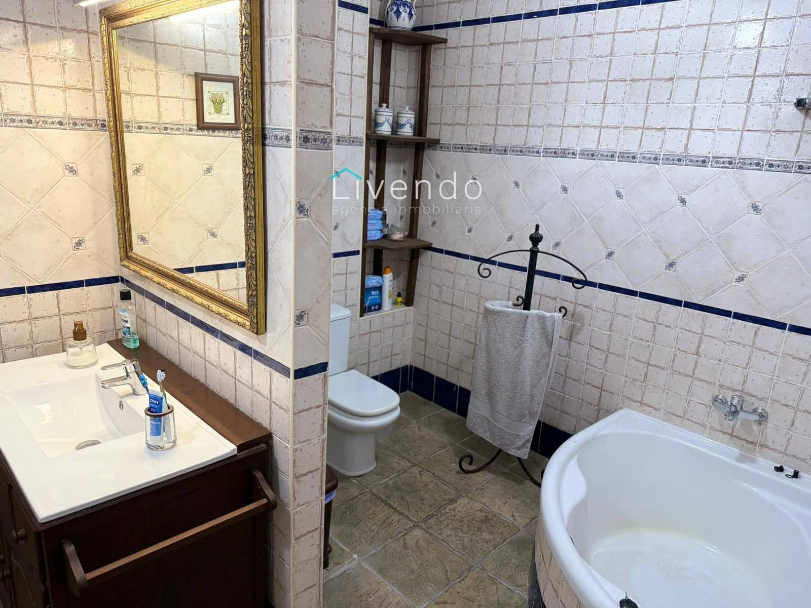 Chalet de 5 habitaciones en Barbate en venta con garaje - 509.900 € (Ref: 9537736)