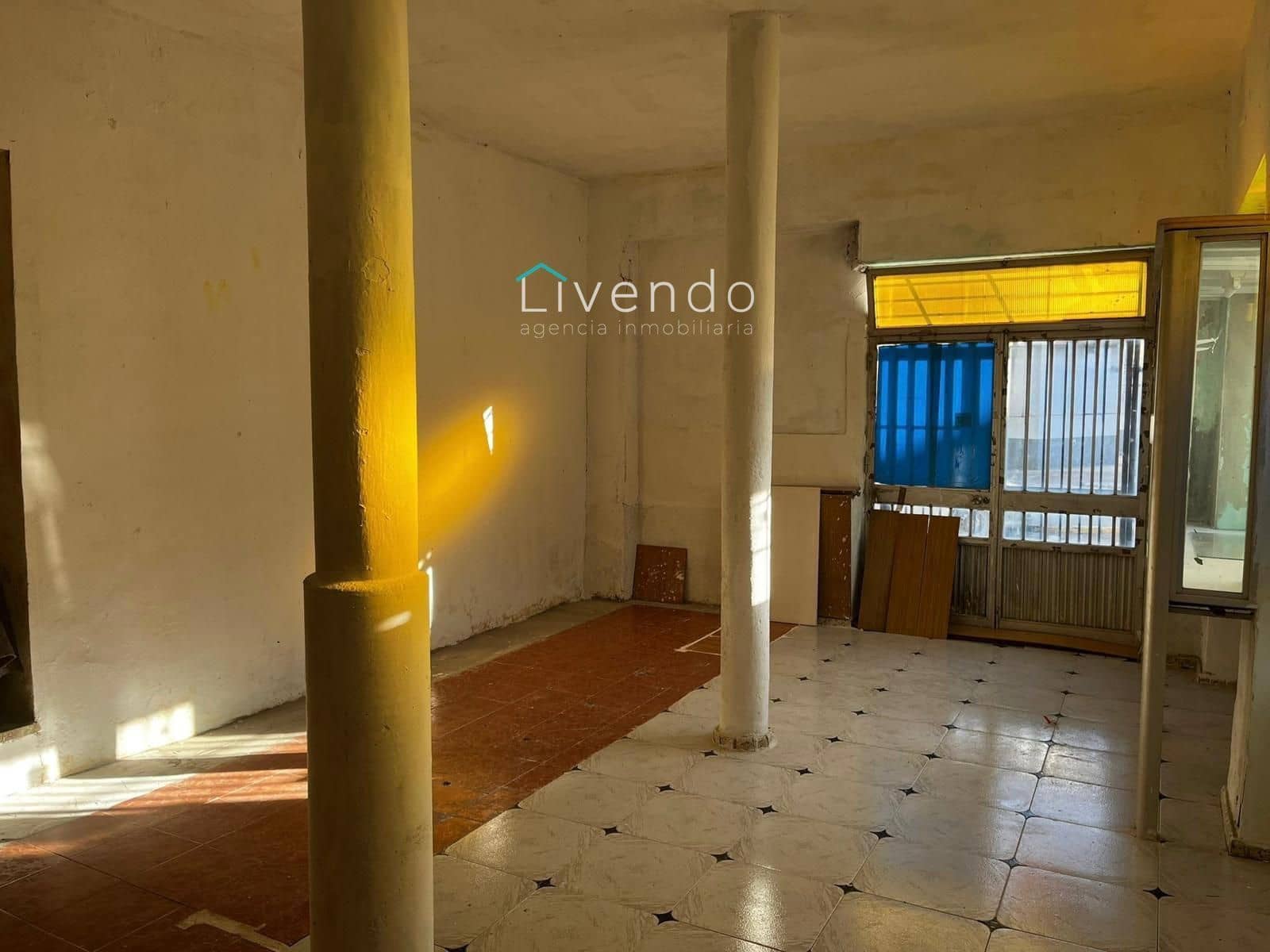 Kommersiell til salgs i Barbate - € 70 000 (Ref: 9537738)