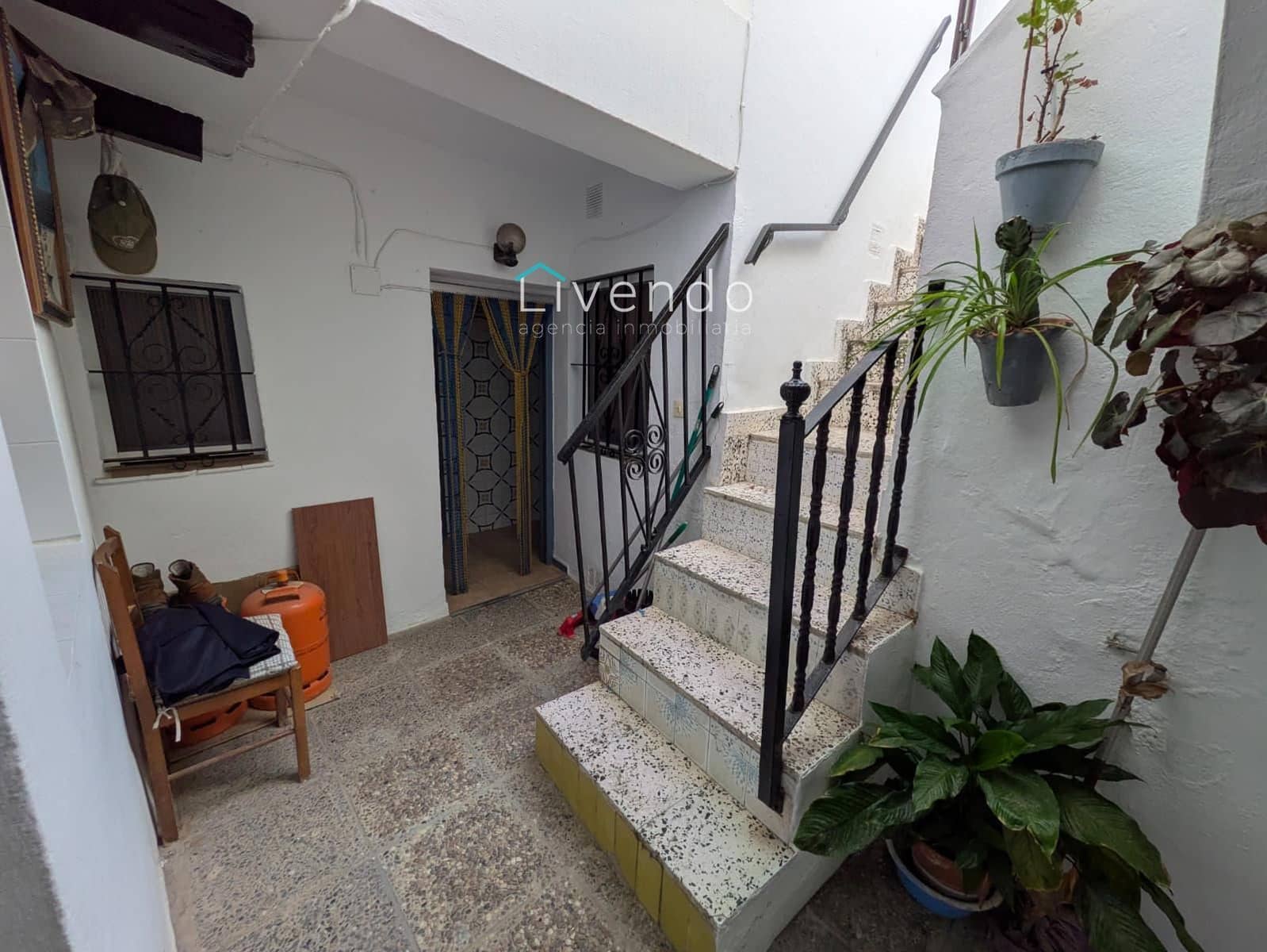 2 bedroom Townhouse for sale in Vejer de la Frontera - € 170,000 (Ref: 9537739)