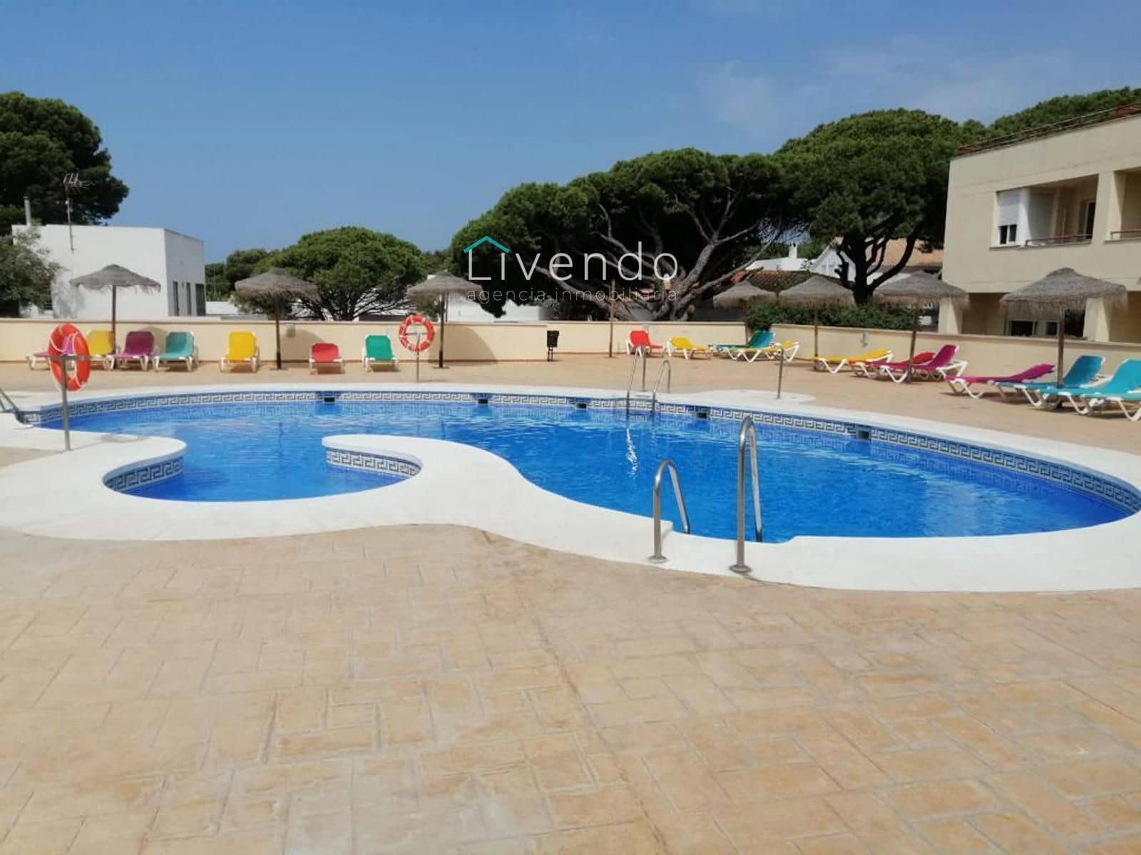 3 soverom Strandleiligheter til salgs i Barbate med svømmebasseng garasje - € 355 000 (Ref: 9537741)