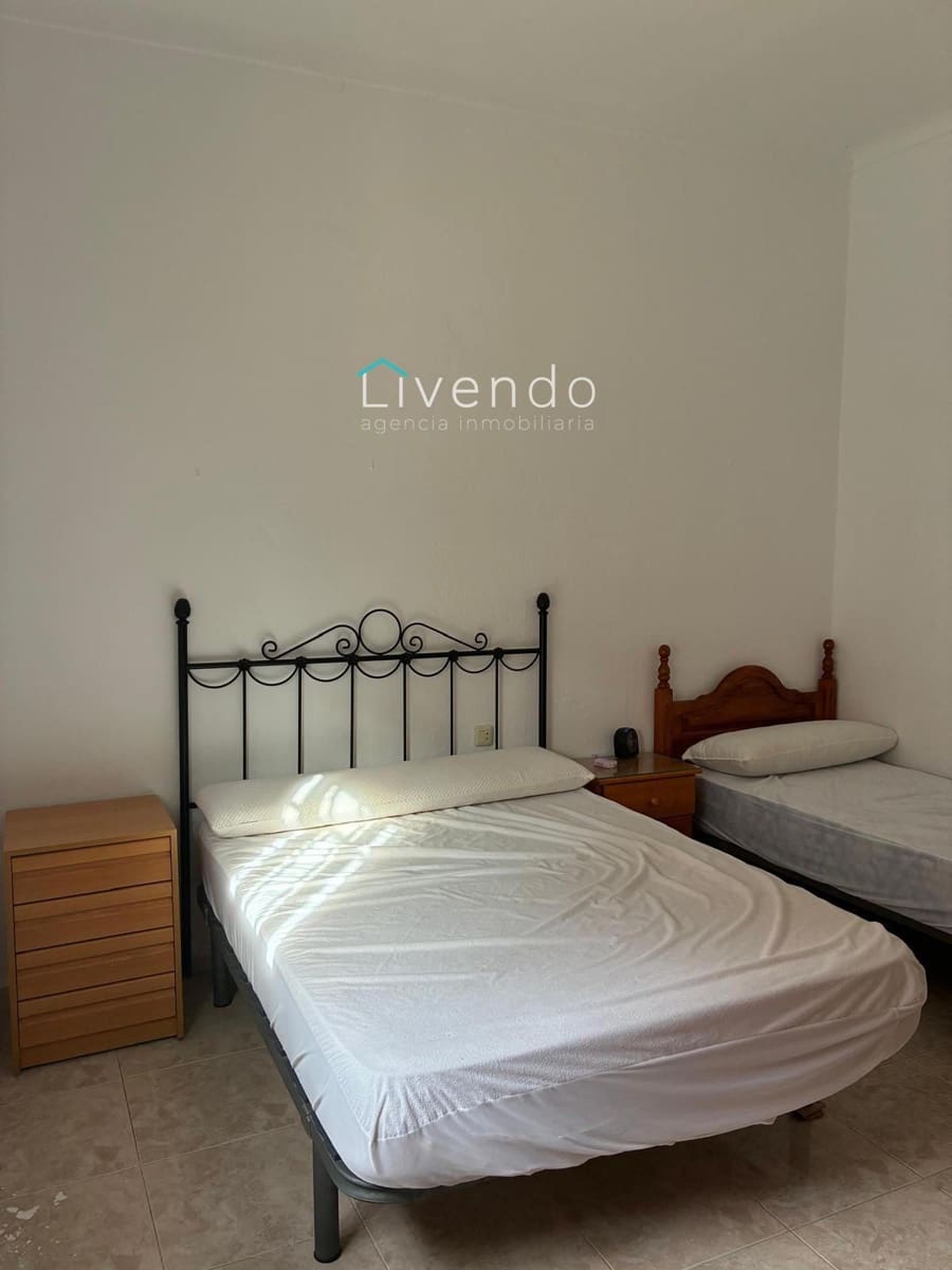 Chalet de 4 habitaciones en Barbate en venta - 198.900 € (Ref: 9537749)