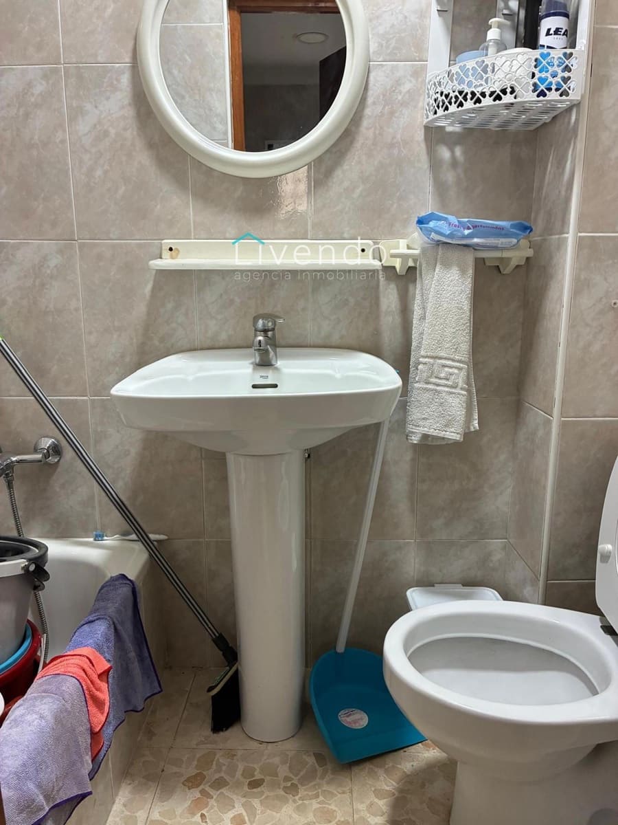 Chalet de 4 habitaciones en Barbate en venta - 198.900 € (Ref: 9537749)