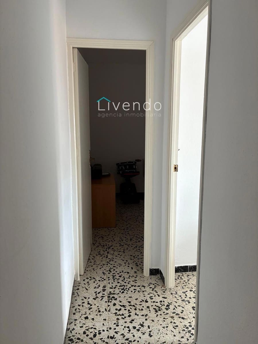 Chalet de 4 habitaciones en Barbate en venta - 198.900 € (Ref: 9537749)