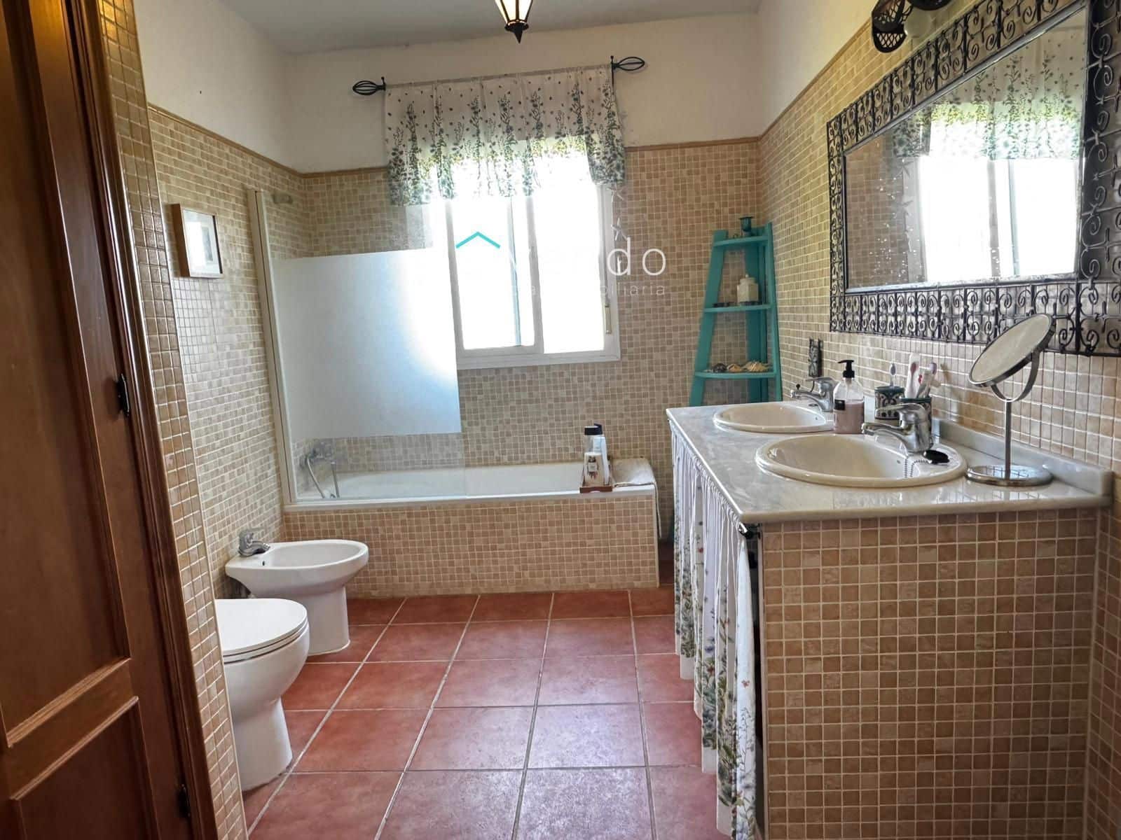 4 bedroom Villa for sale in Vejer de la Frontera - € 849,000 (Ref: 9542138)