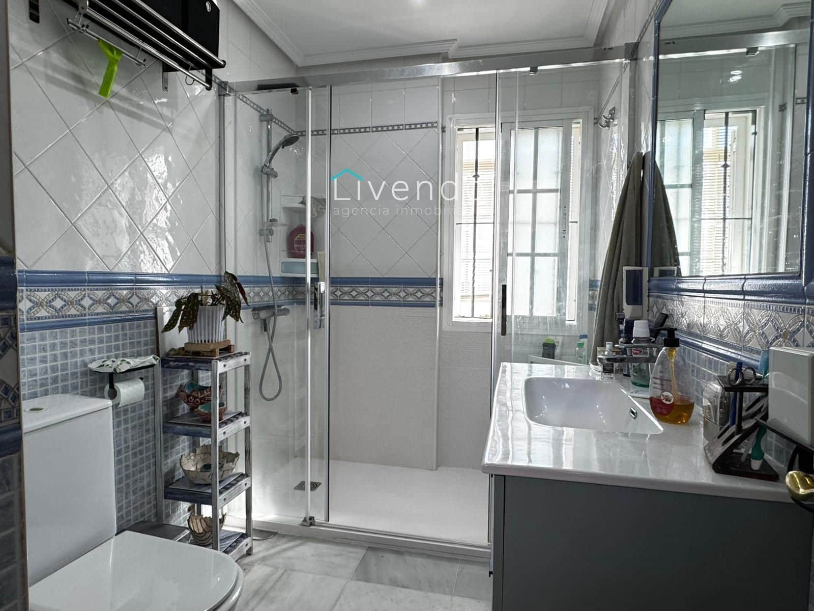 5 soverom Villa til salgs i Chiclana de la Frontera med svømmebasseng garasje - € 450 000 (Ref: 9622779)