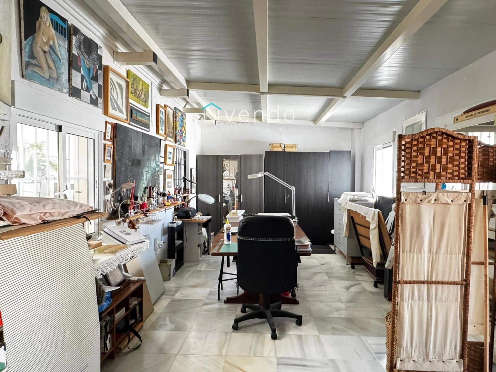 5 soverom Villa til salgs i Chiclana de la Frontera med svømmebasseng garasje - € 450 000 (Ref: 9622779)