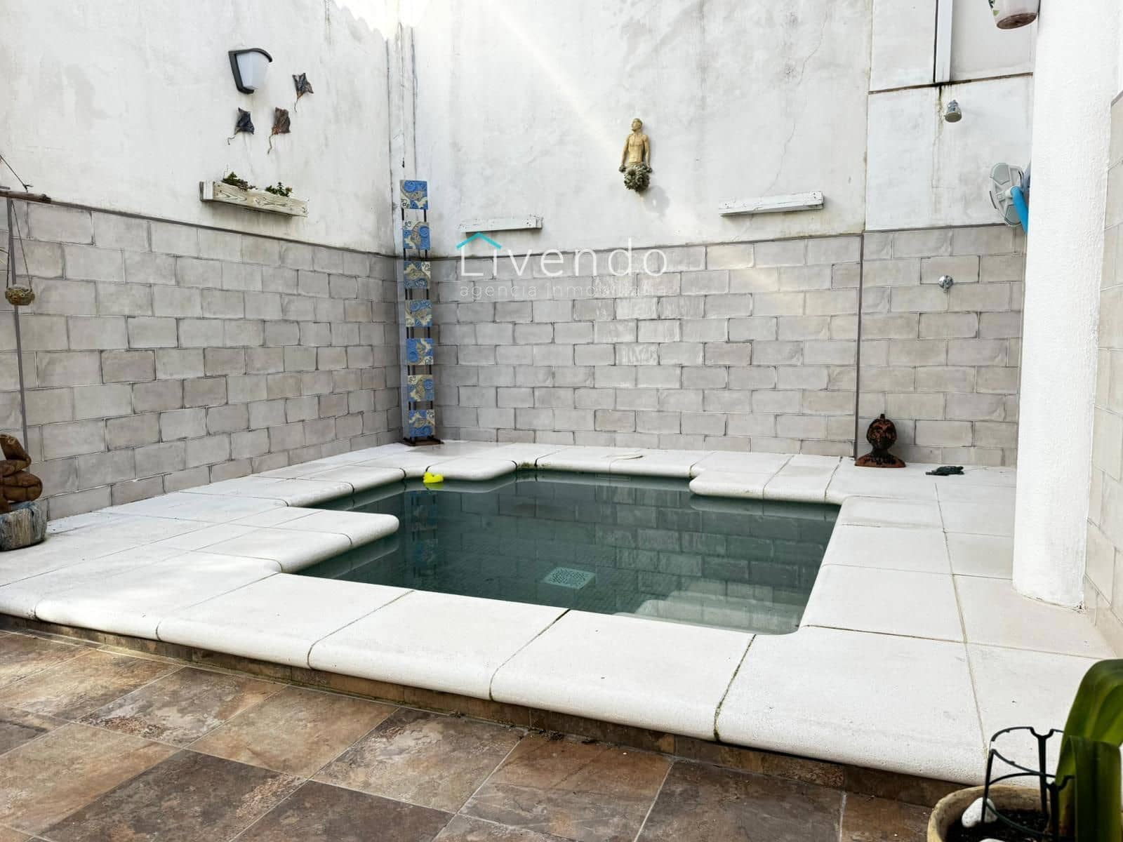 5 soverom Villa til salgs i Chiclana de la Frontera med svømmebasseng garasje - € 450 000 (Ref: 9622779)