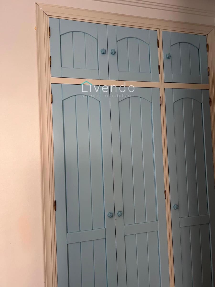 3 bedroom Villa for sale in Barbate with garage - € 290,000 (Ref: 9636163)