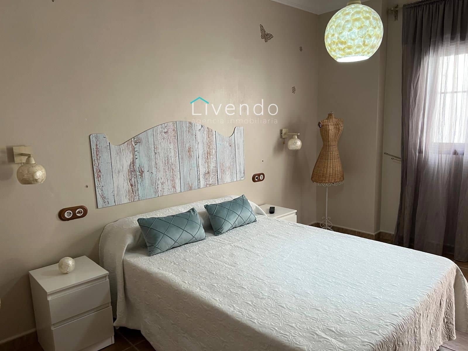 3 bedroom Villa for sale in Barbate with garage - € 290,000 (Ref: 9636163)