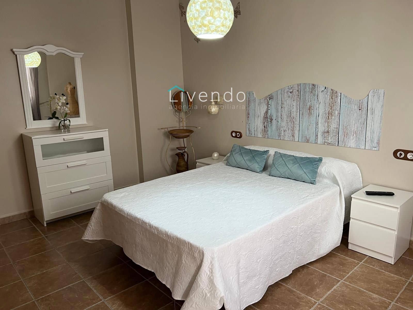 3 bedroom Villa for sale in Barbate with garage - € 290,000 (Ref: 9636163)