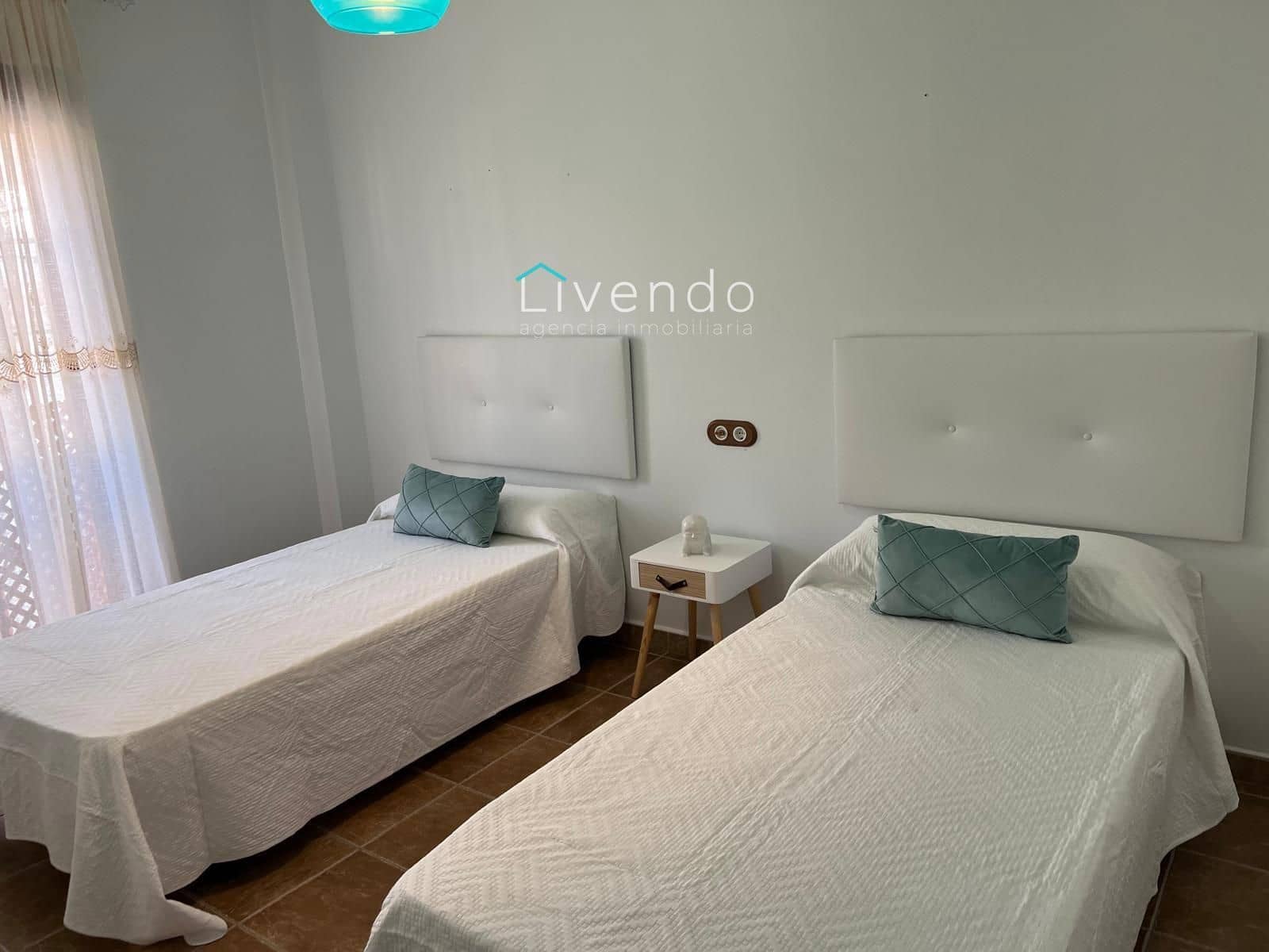 3 bedroom Villa for sale in Barbate with garage - € 290,000 (Ref: 9636163)