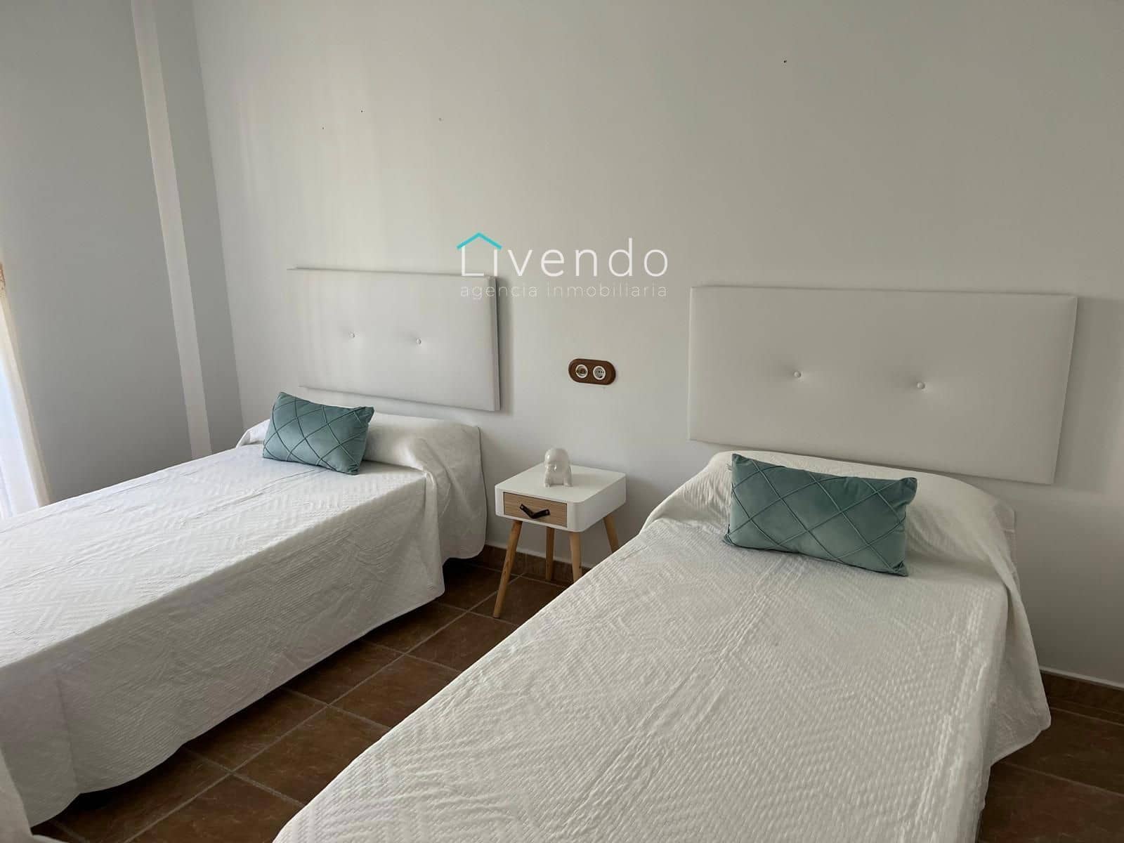 3 bedroom Villa for sale in Barbate with garage - € 290,000 (Ref: 9636163)