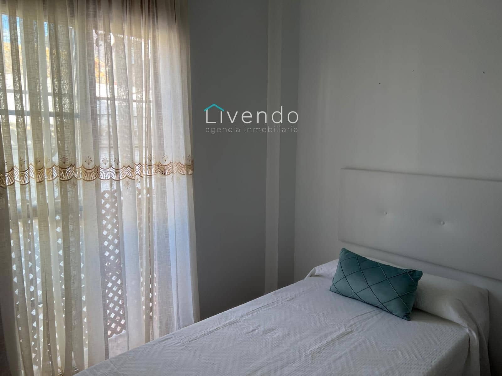 3 bedroom Villa for sale in Barbate with garage - € 290,000 (Ref: 9636163)