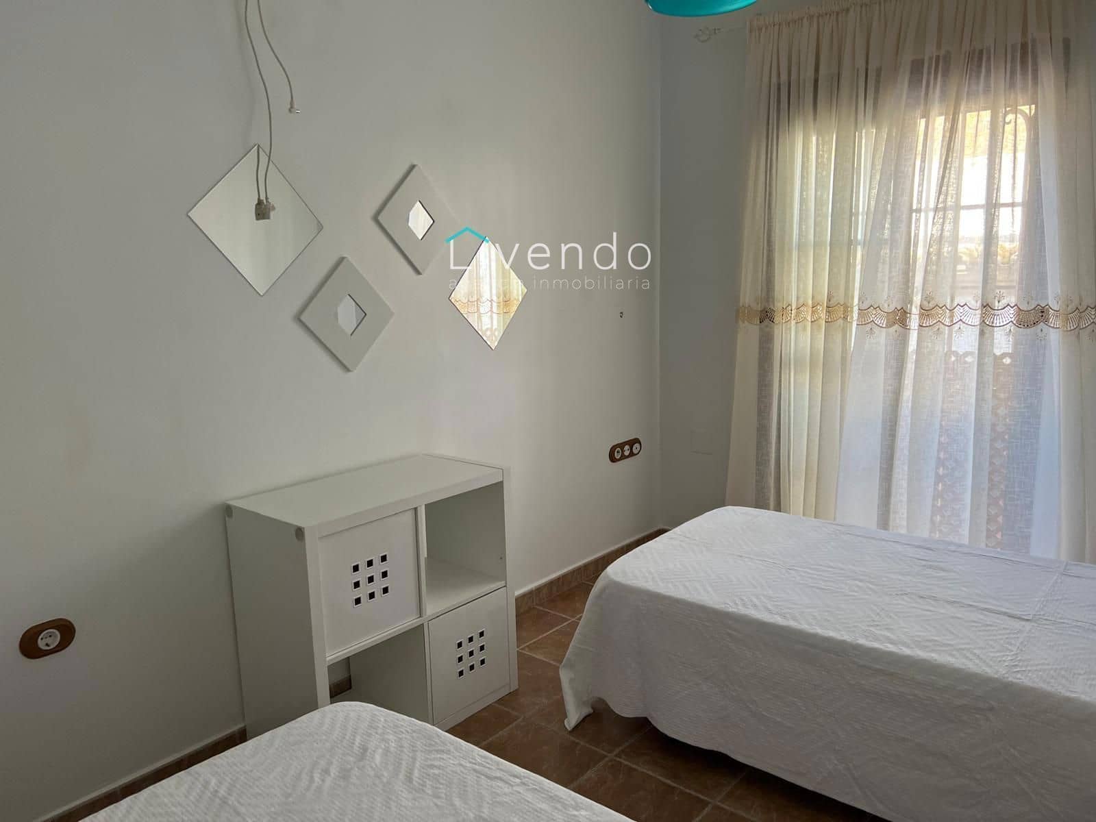 3 bedroom Villa for sale in Barbate with garage - € 290,000 (Ref: 9636163)