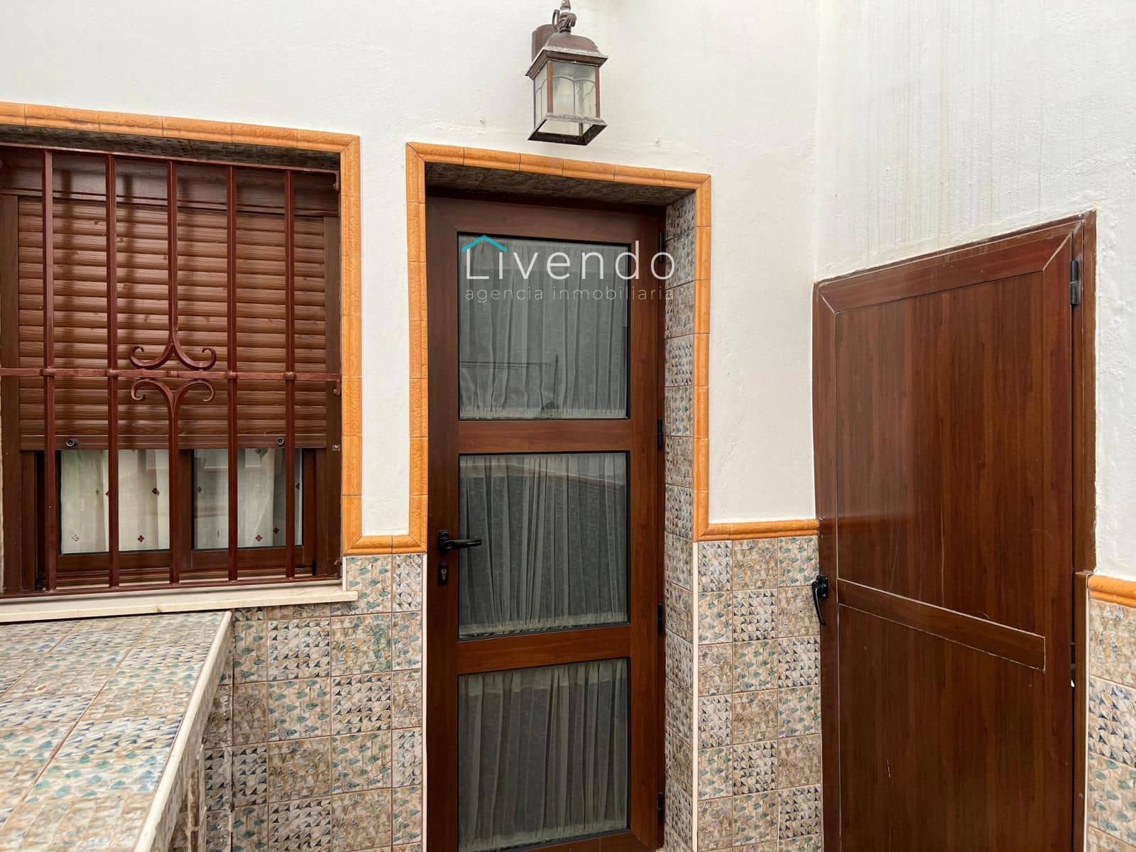 3 bedroom Villa for sale in Barbate with garage - € 290,000 (Ref: 9636163)