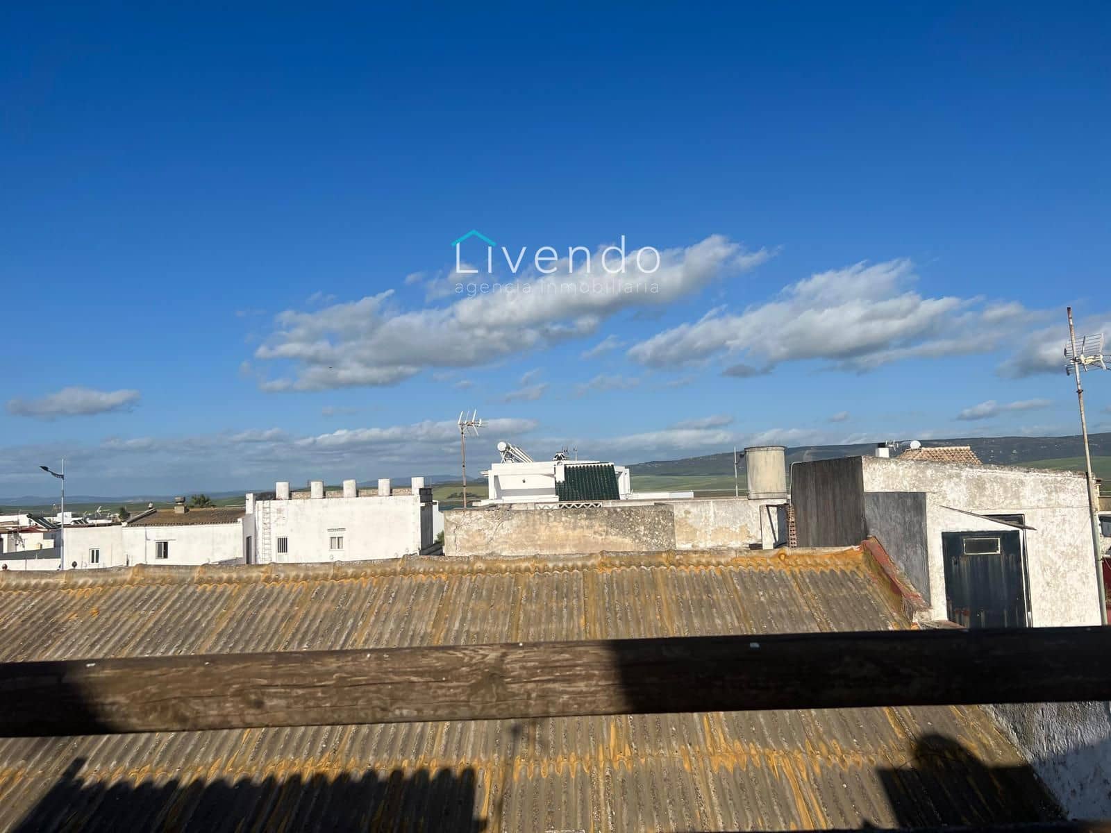 3 bedroom Villa for sale in Barbate with garage - € 290,000 (Ref: 9636163)