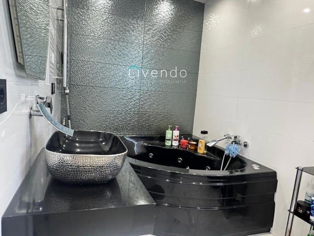 3 quarto Apartamento para venda em Barbate - 168 000 € (Ref: 9646485)