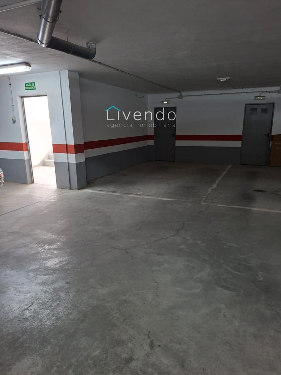 2 quarto Apartamento para venda em Conil de la Frontera com garagem - 285 000 € (Ref: 9653133)