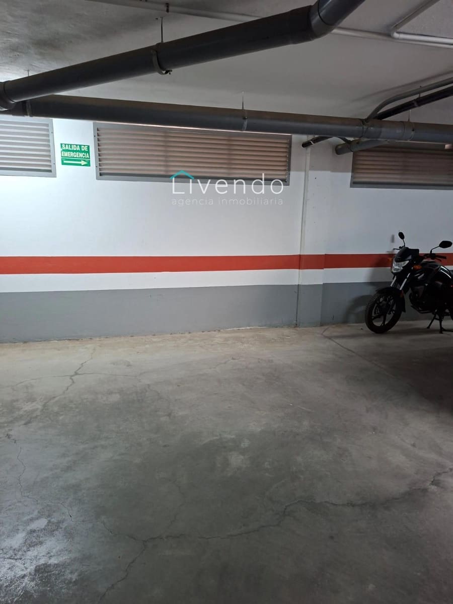 2 quarto Apartamento para venda em Conil de la Frontera com garagem - 285 000 € (Ref: 9653133)