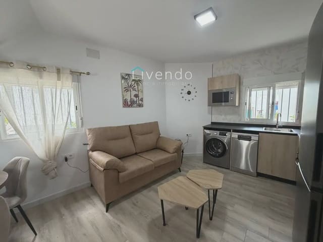 2 soveværelse Villa til salg i Conil de la Frontera - € 275.999 (Ref: 9838336)