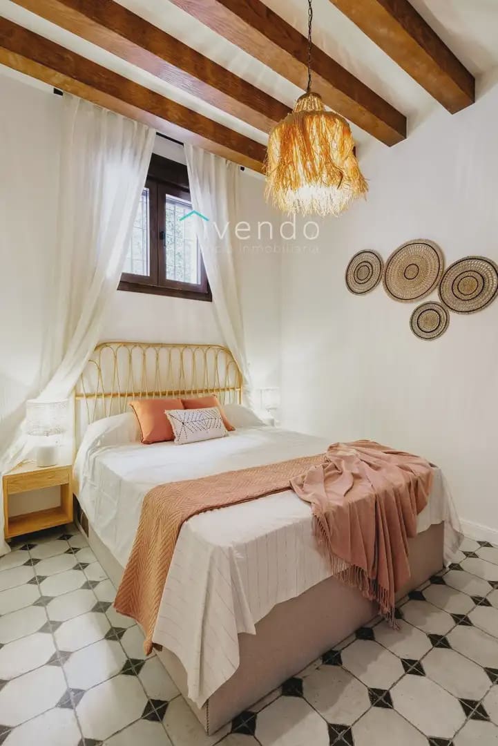 2 bedroom Flat for sale in Vejer de la Frontera - € 241,000 (Ref: 9861149)