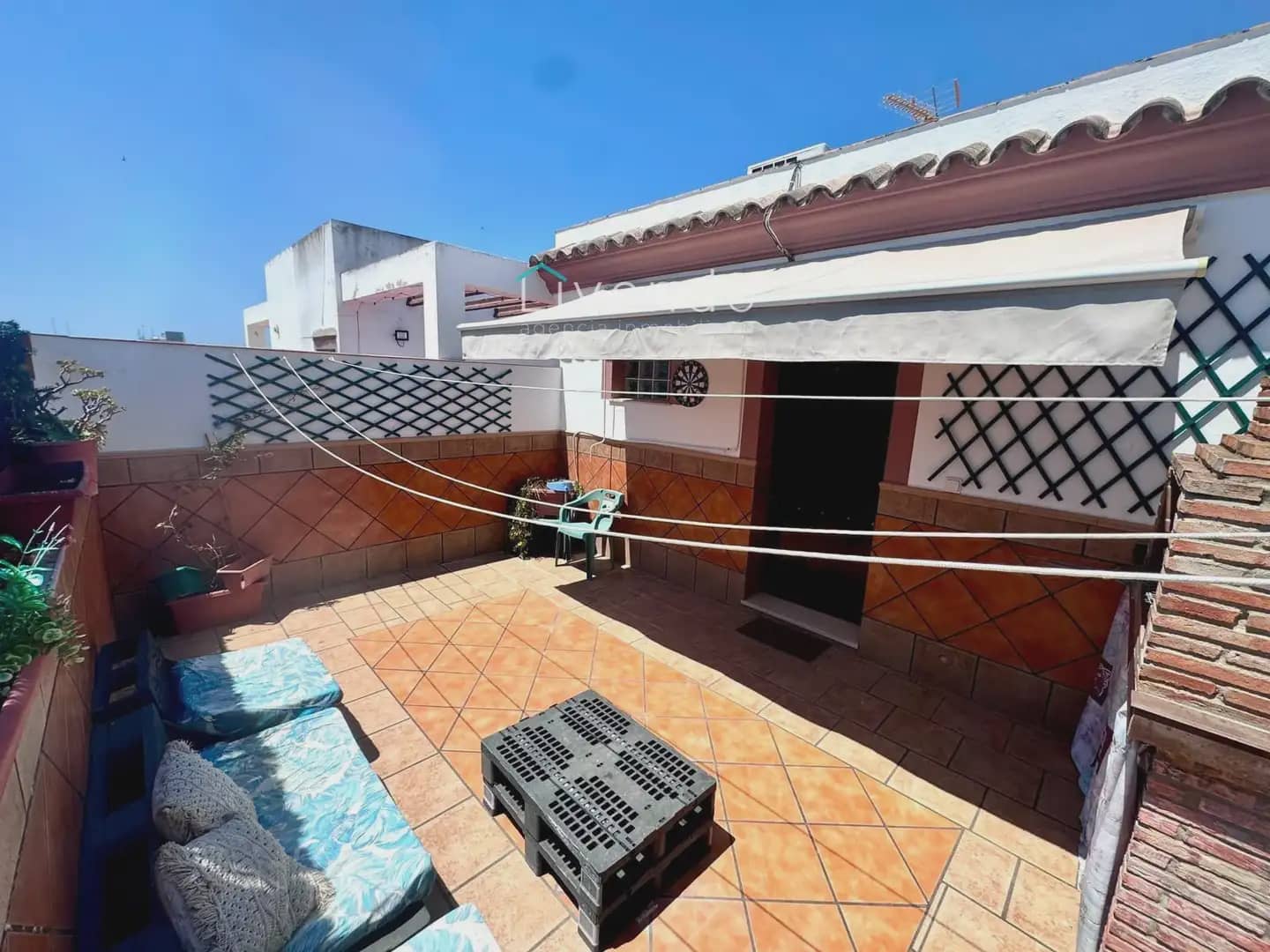 4 bedroom Townhouse for sale in Barbate - € 265,000 (Ref: 9964229)
