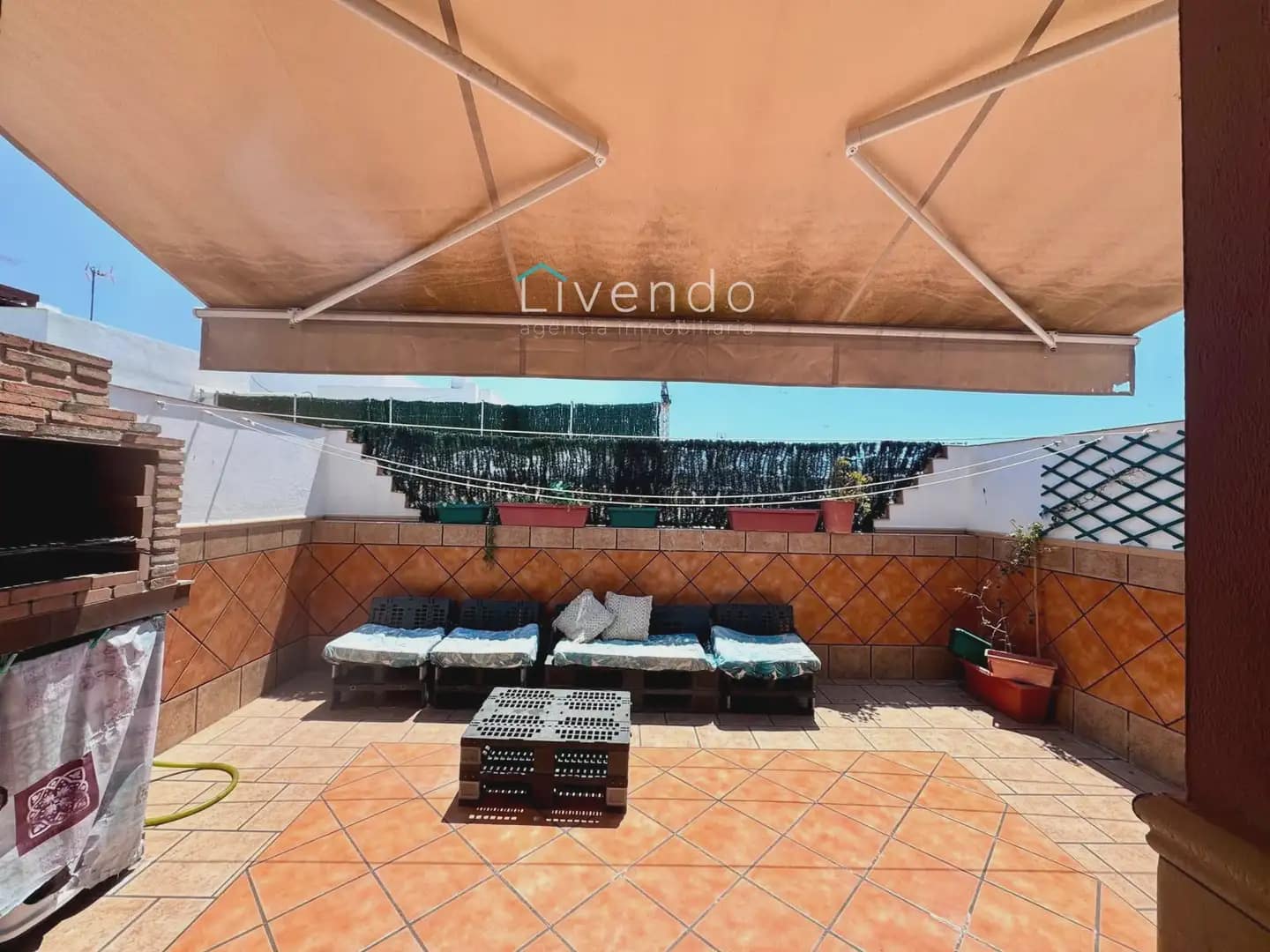 4 bedroom Townhouse for sale in Barbate - € 265,000 (Ref: 9964229)