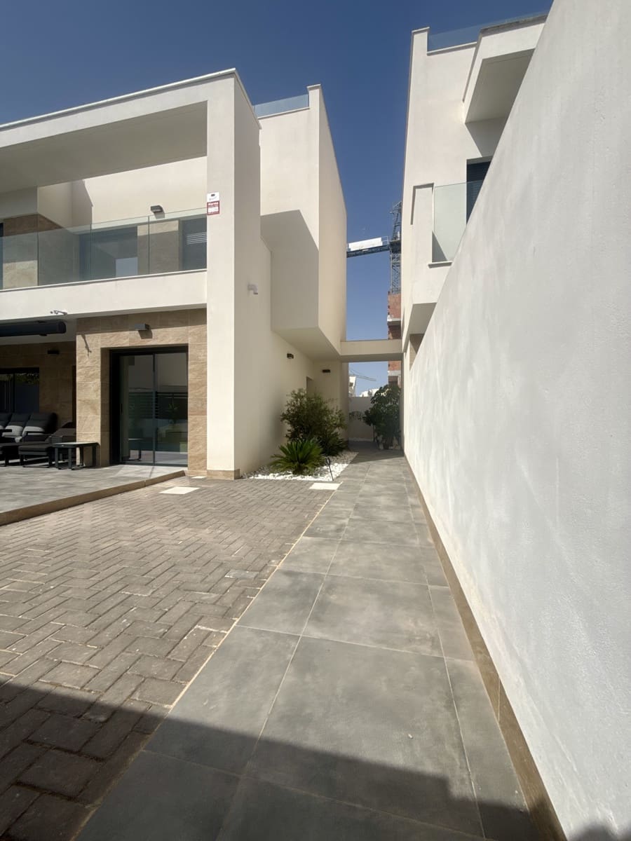 3 sovrum Villa till salu i Los Montesinos med pool garage - 474 900 € (Ref: 10034798)