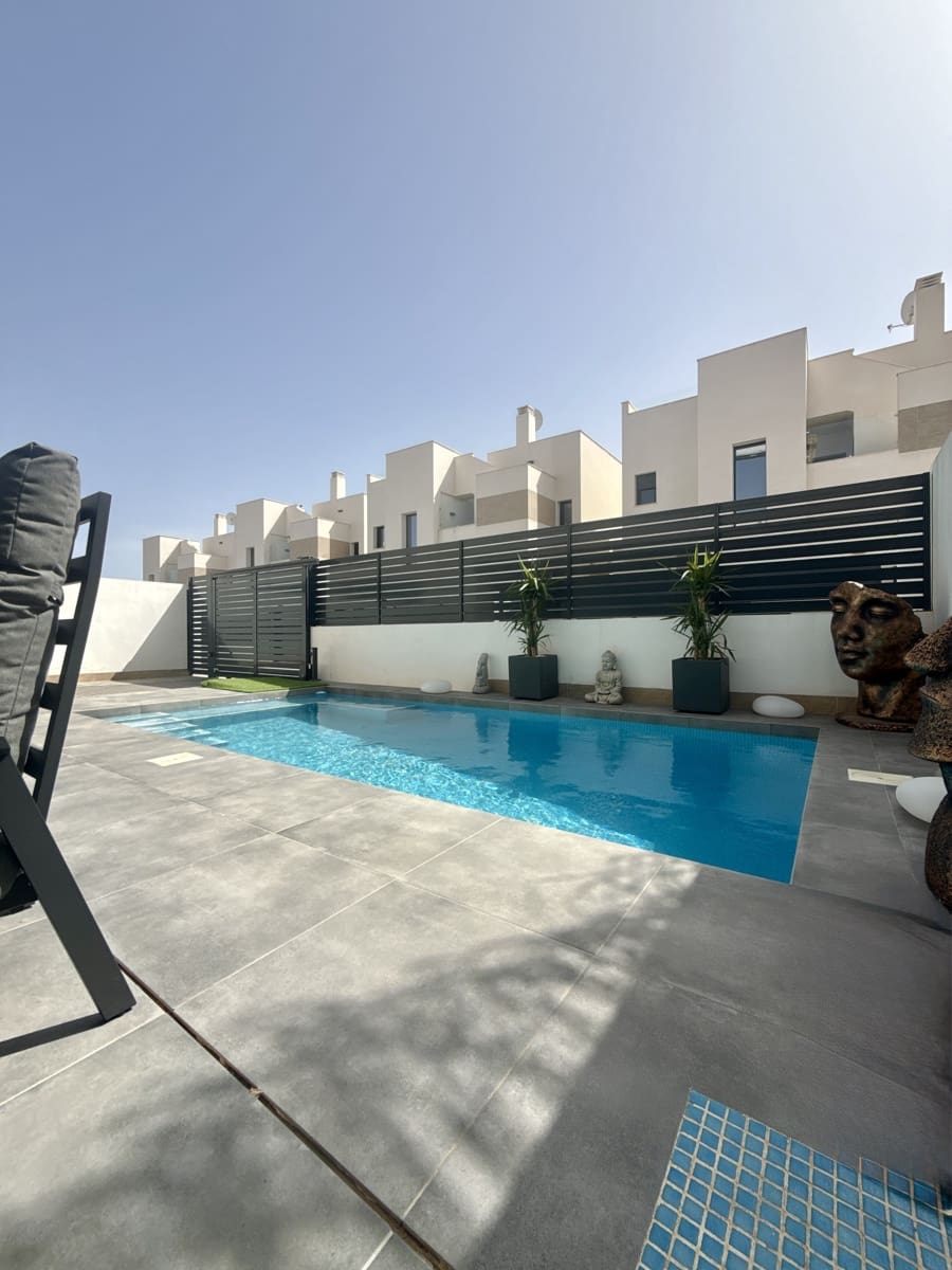 3 sovrum Villa till salu i Los Montesinos med pool garage - 474 900 € (Ref: 10034798)