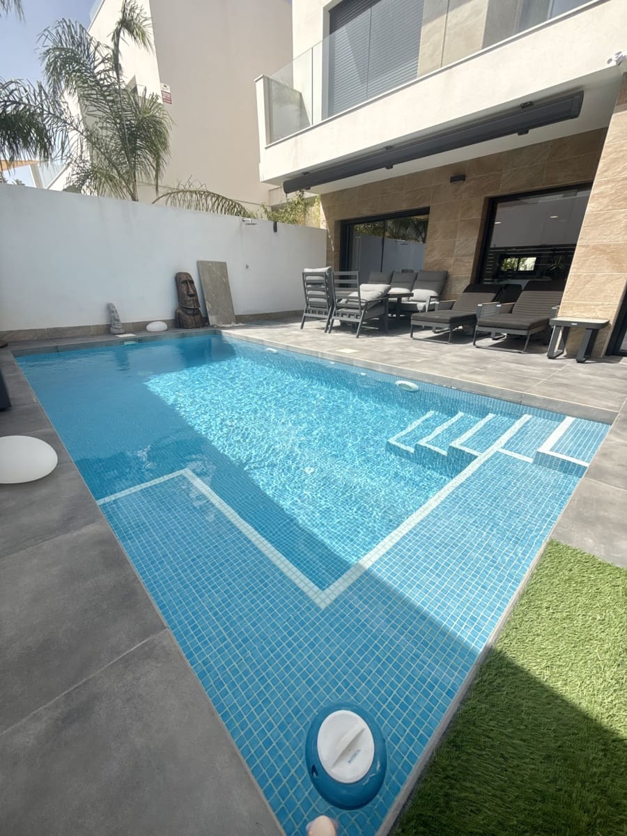 3 sovrum Villa till salu i Los Montesinos med pool garage - 474 900 € (Ref: 10034798)
