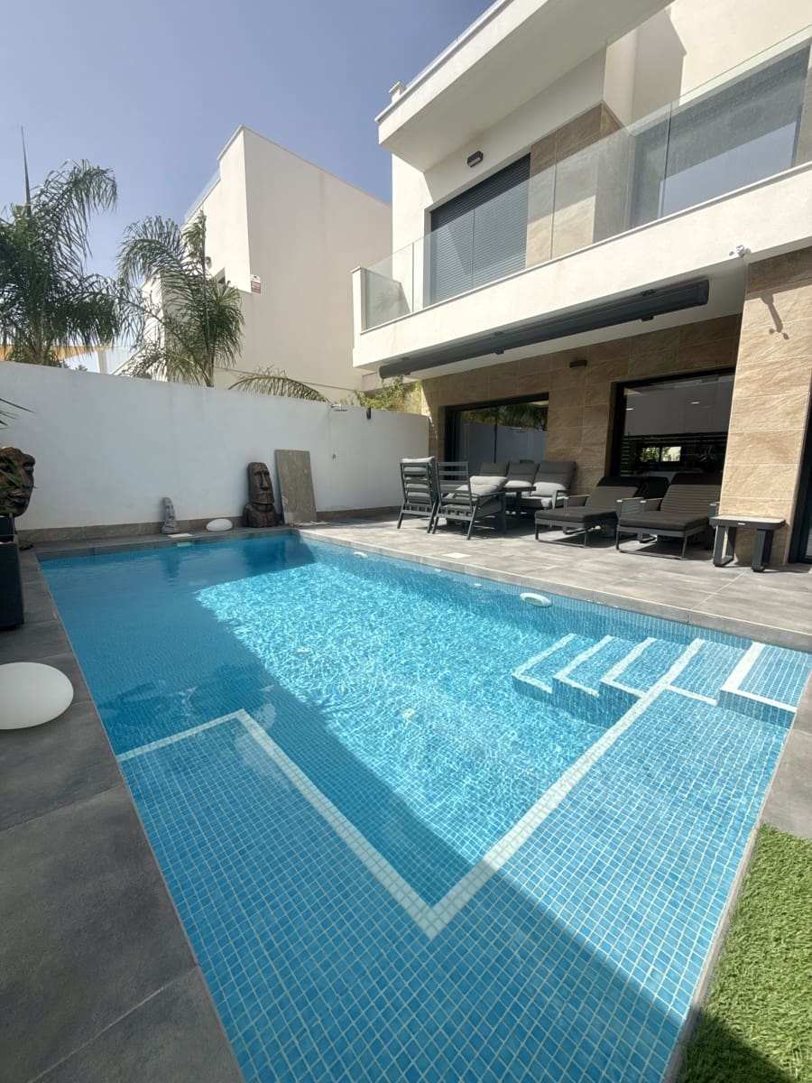 3 sovrum Villa till salu i Los Montesinos med pool garage - 474 900 € (Ref: 10034798)
