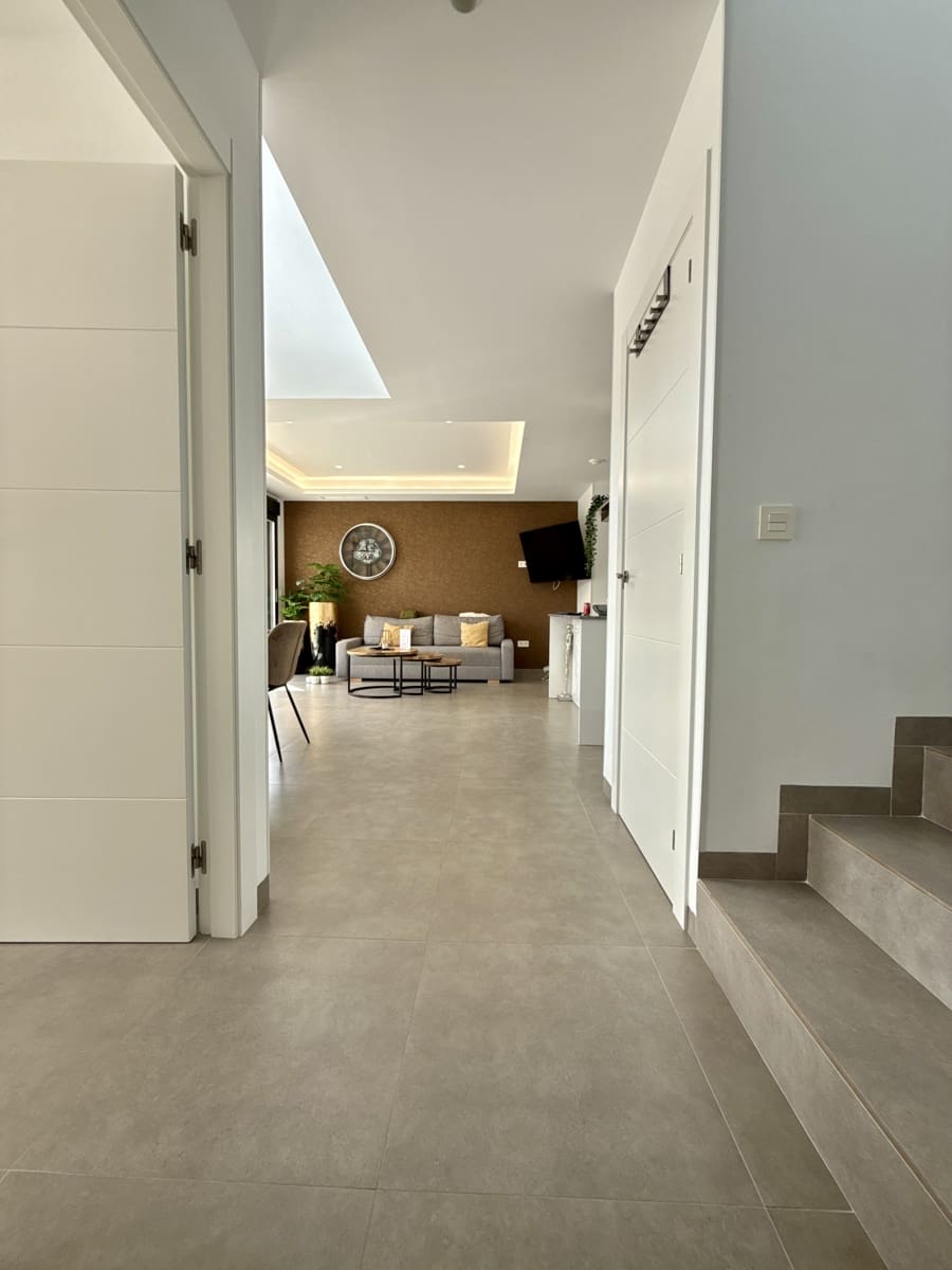 3 soverom Villa til salgs i Los Montesinos med svømmebasseng garasje - € 429 500 (Ref: 10113394)