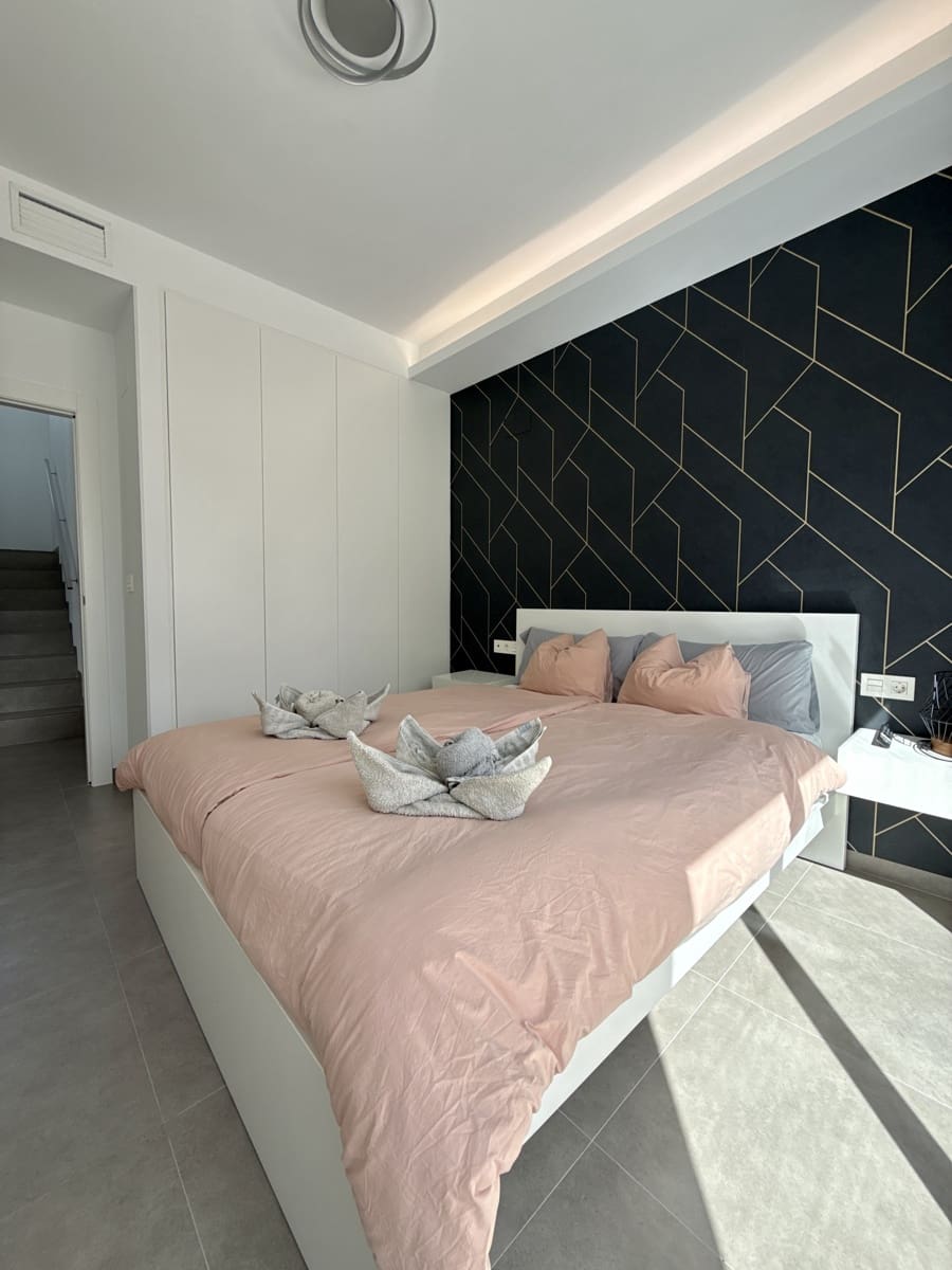 3 soverom Villa til salgs i Los Montesinos med svømmebasseng garasje - € 429 500 (Ref: 10113394)