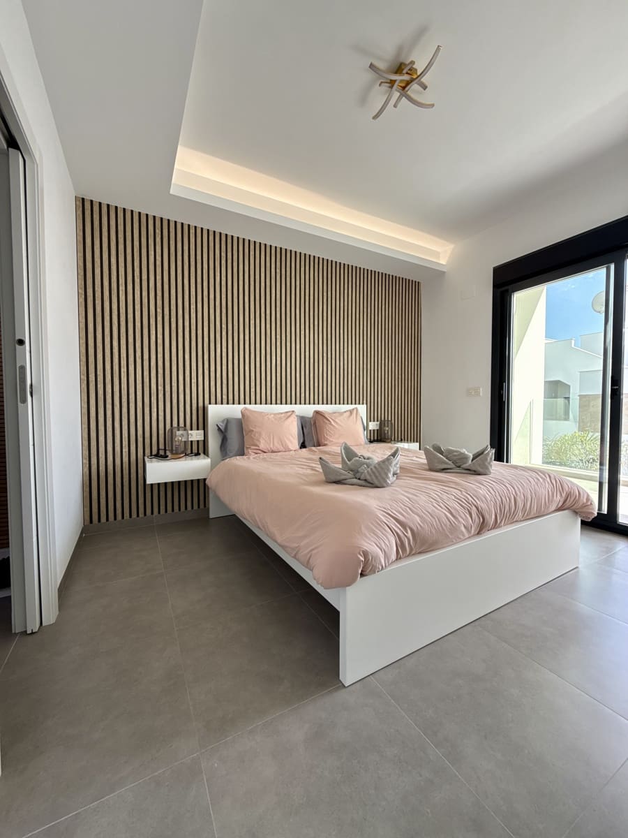 3 soverom Villa til salgs i Los Montesinos med svømmebasseng garasje - € 429 500 (Ref: 10113394)
