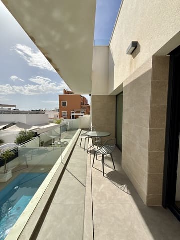 3 makuuhuone Huvila myytävänä paikassa Los Montesinos mukana uima-altaan 
autotalli - 429 500 € (Ref: 10113394)