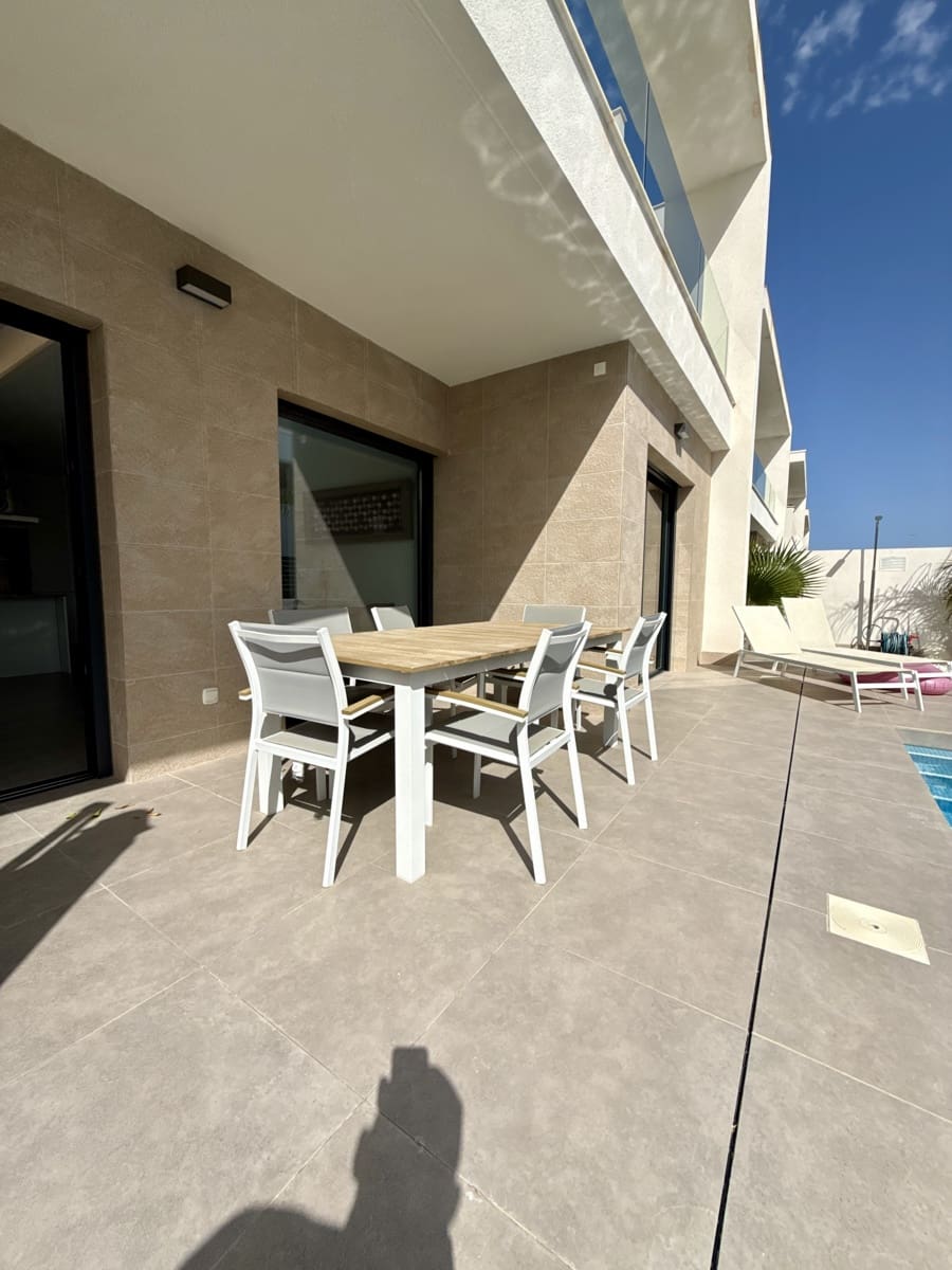 3 soverom Villa til salgs i Los Montesinos med svømmebasseng garasje - € 429 500 (Ref: 10113394)