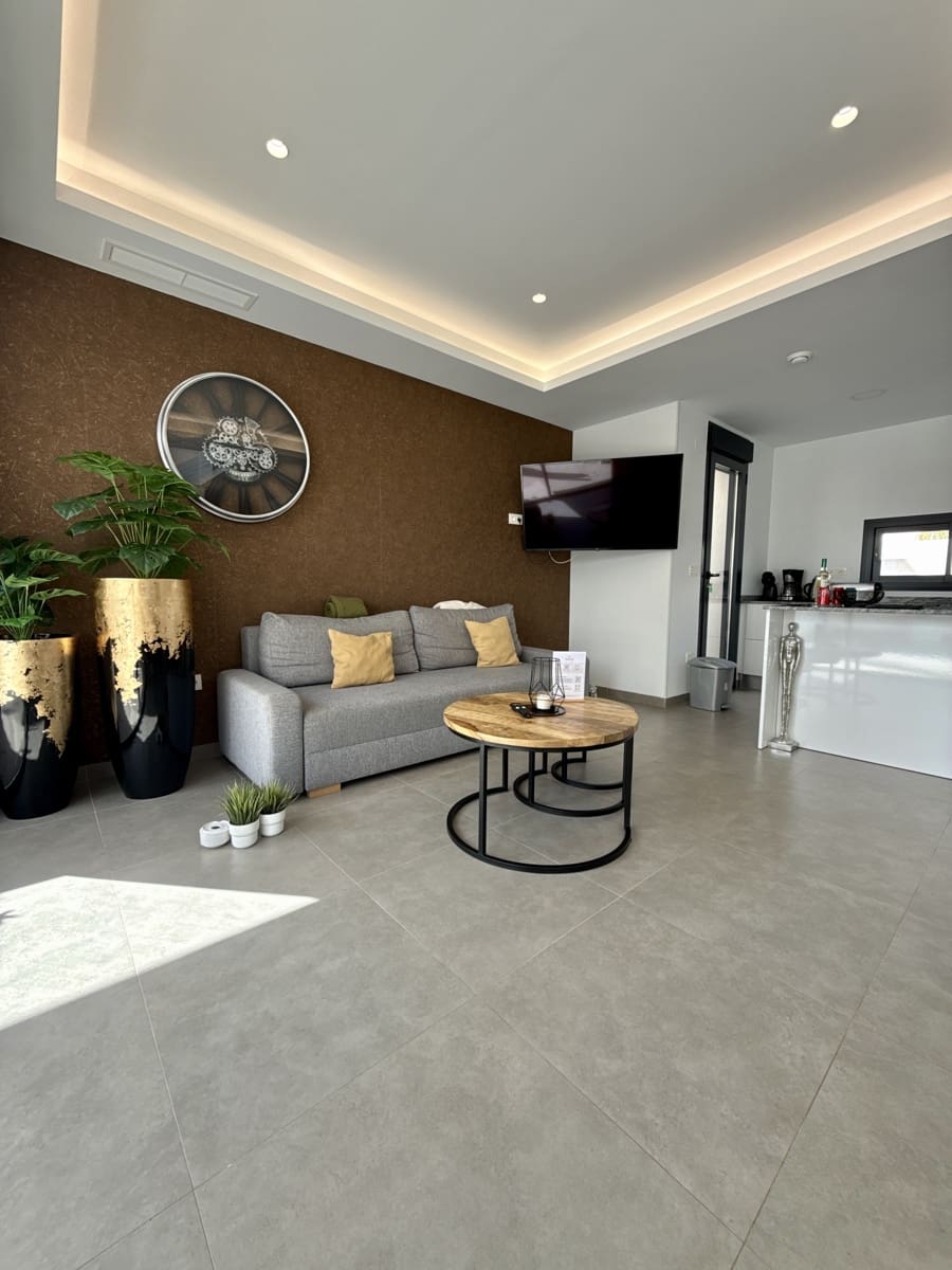 3 soverom Villa til salgs i Los Montesinos med svømmebasseng garasje - € 429 500 (Ref: 10113394)