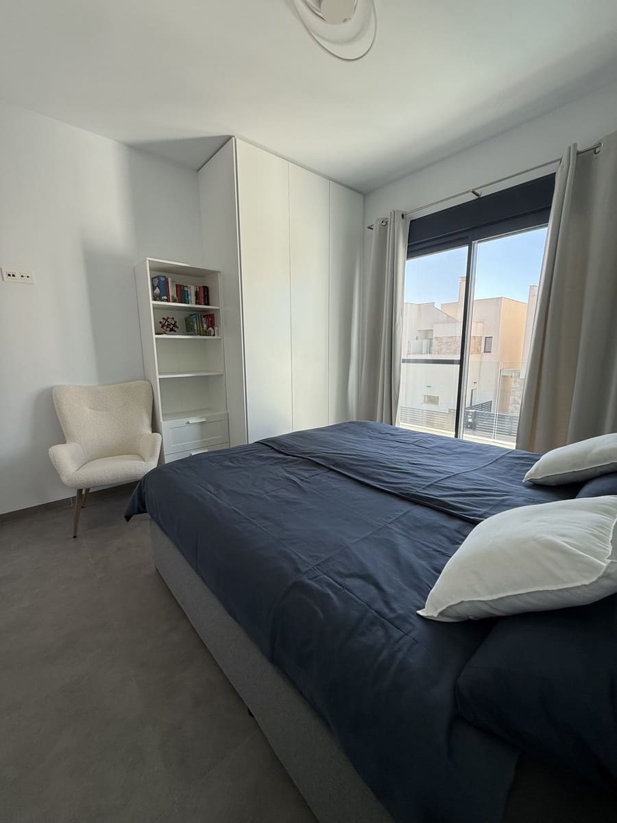 3 makuuhuone Huvila myytävänä paikassa Los Montesinos mukana uima-altaan 
autotalli - 424 900 € (Ref: 9408186)