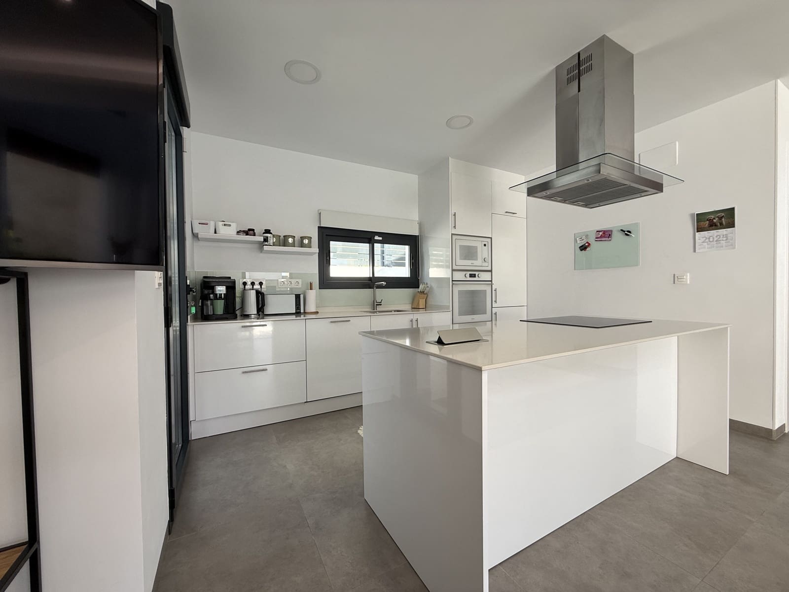 3 makuuhuone Huvila myytävänä paikassa Los Montesinos mukana uima-altaan 
autotalli - 424 900 € (Ref: 9408186)