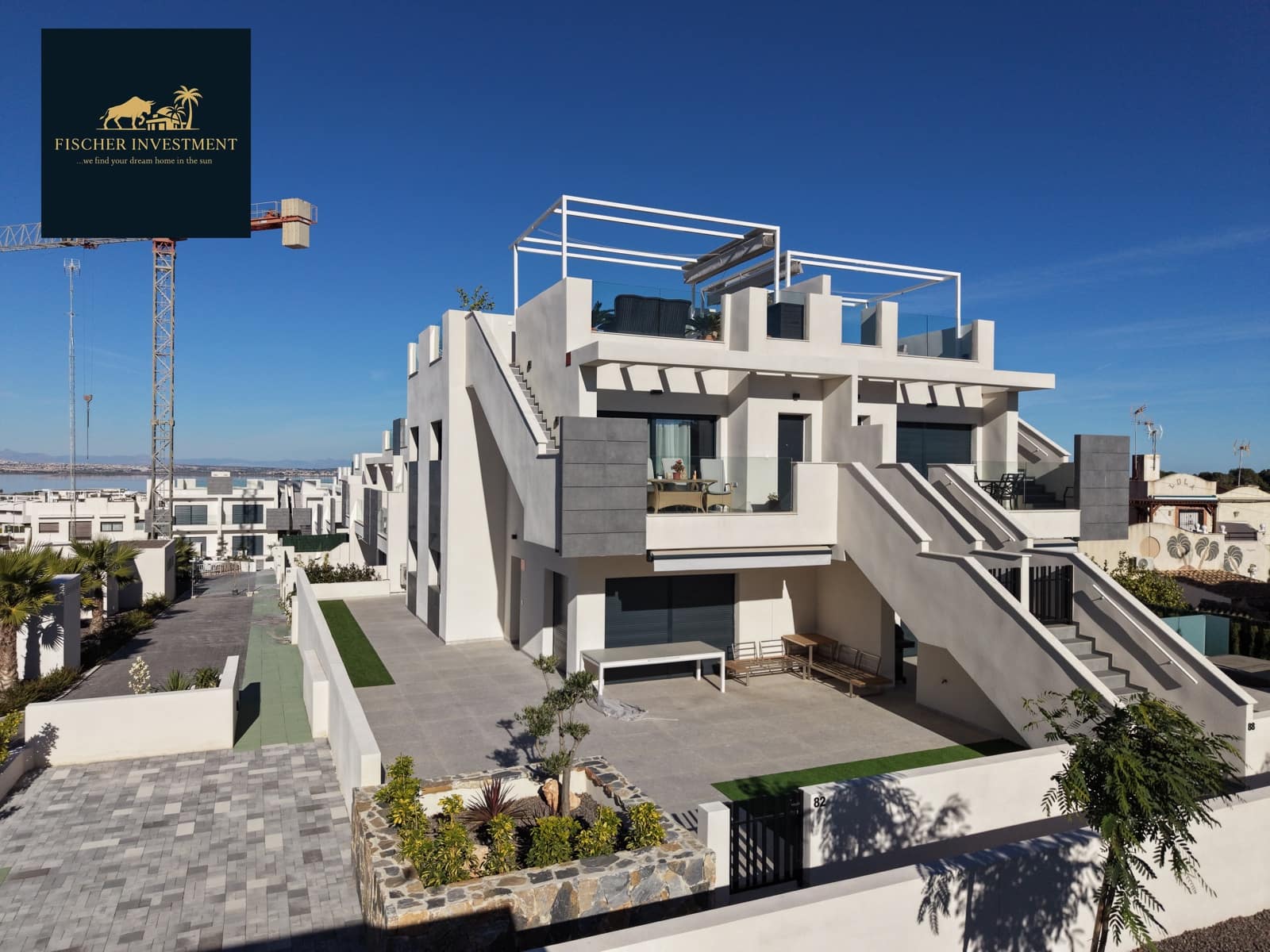 3 bedroom Apartment for sale in Torrevieja with pool garage - € 279,900 (Ref: 9426457)