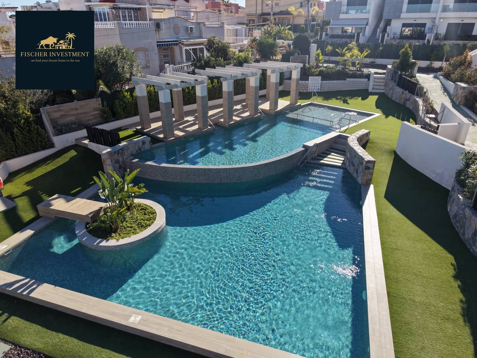 3 bedroom Apartment for sale in Torrevieja with pool garage - € 279,900 (Ref: 9426457)