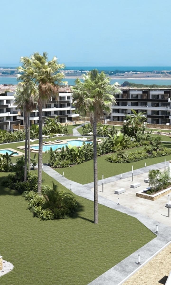 2 camera da letto Appartamento in vendita in Torrevieja con piscina garage - 273.900 € (Rif: 9426469)