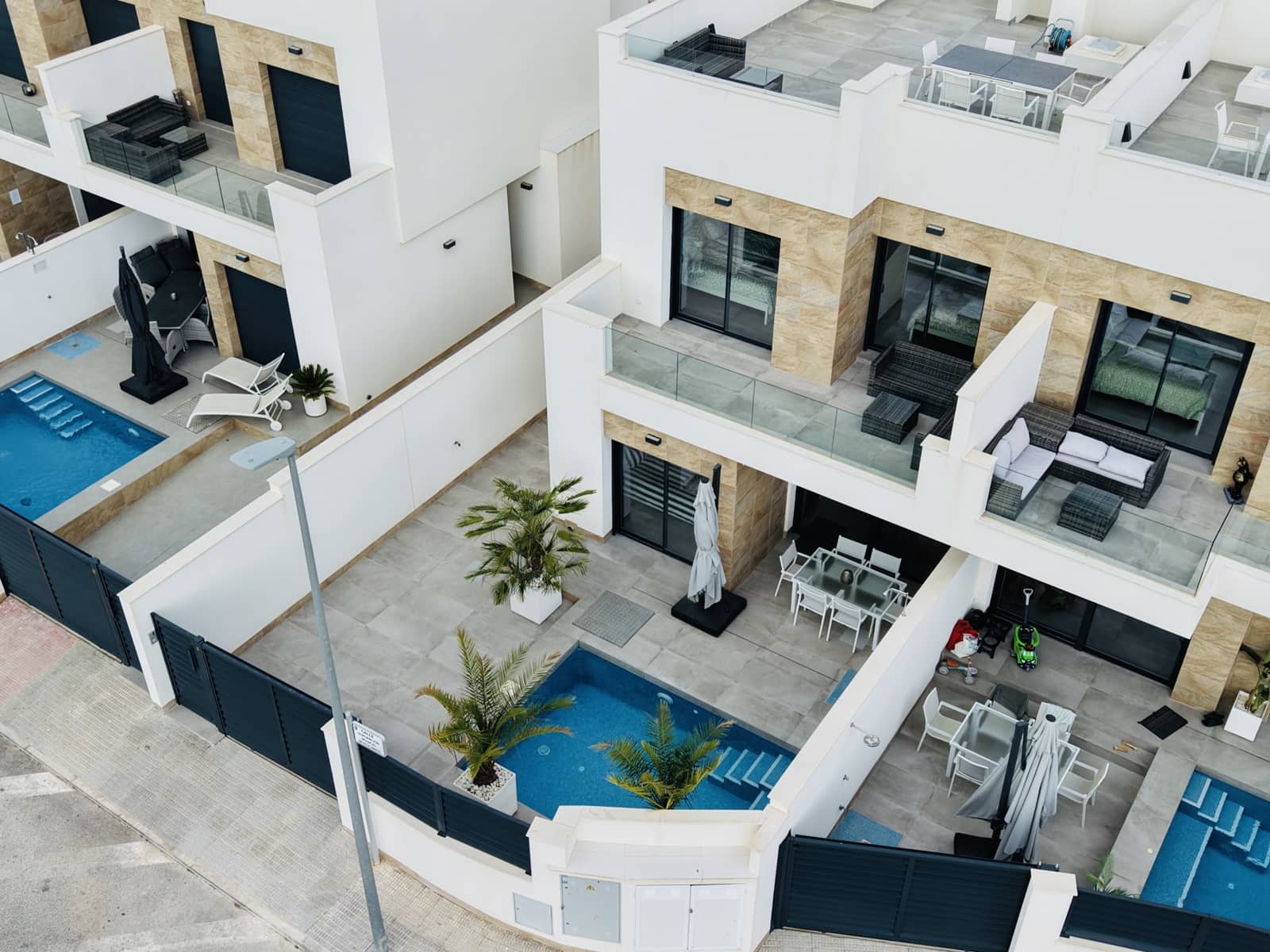 3 soveværelse Villa til salg i Los Montesinos med swimmingpool garage - € 349.900 (Ref: 9426483)