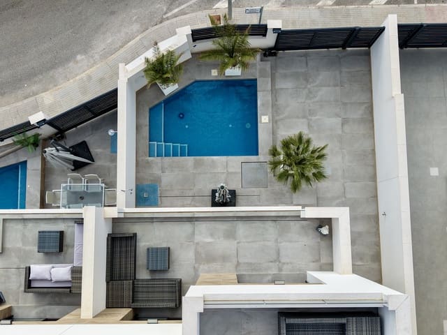 3 soveværelse Villa til salg i Los Montesinos med swimmingpool garage - € 349.900 (Ref: 9426483)