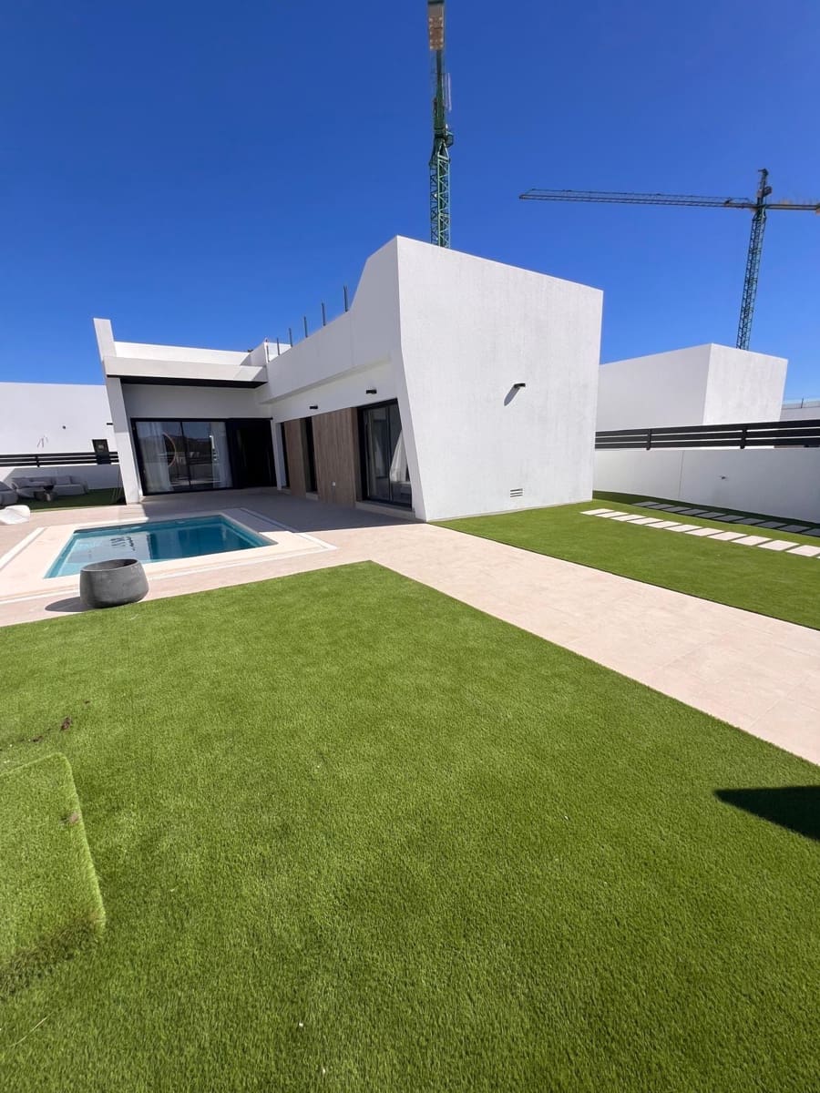 3 bedroom Villa for sale in San Miguel de Salinas with pool garage - € 419,900 (Ref: 9426551)