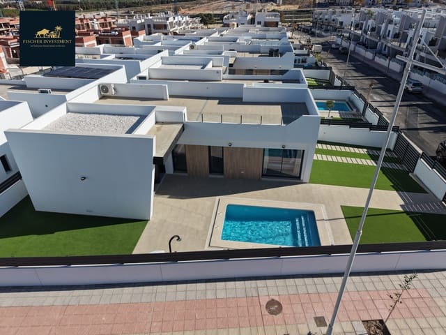 3 bedroom Villa for sale in San Miguel de Salinas with pool garage - € 419,900 (Ref: 9426551)